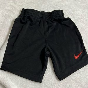 Nike 4 short